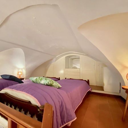 Holidaycasa Romano - Vacanza Nel Cuore Di Sperlonga Exterior photo
