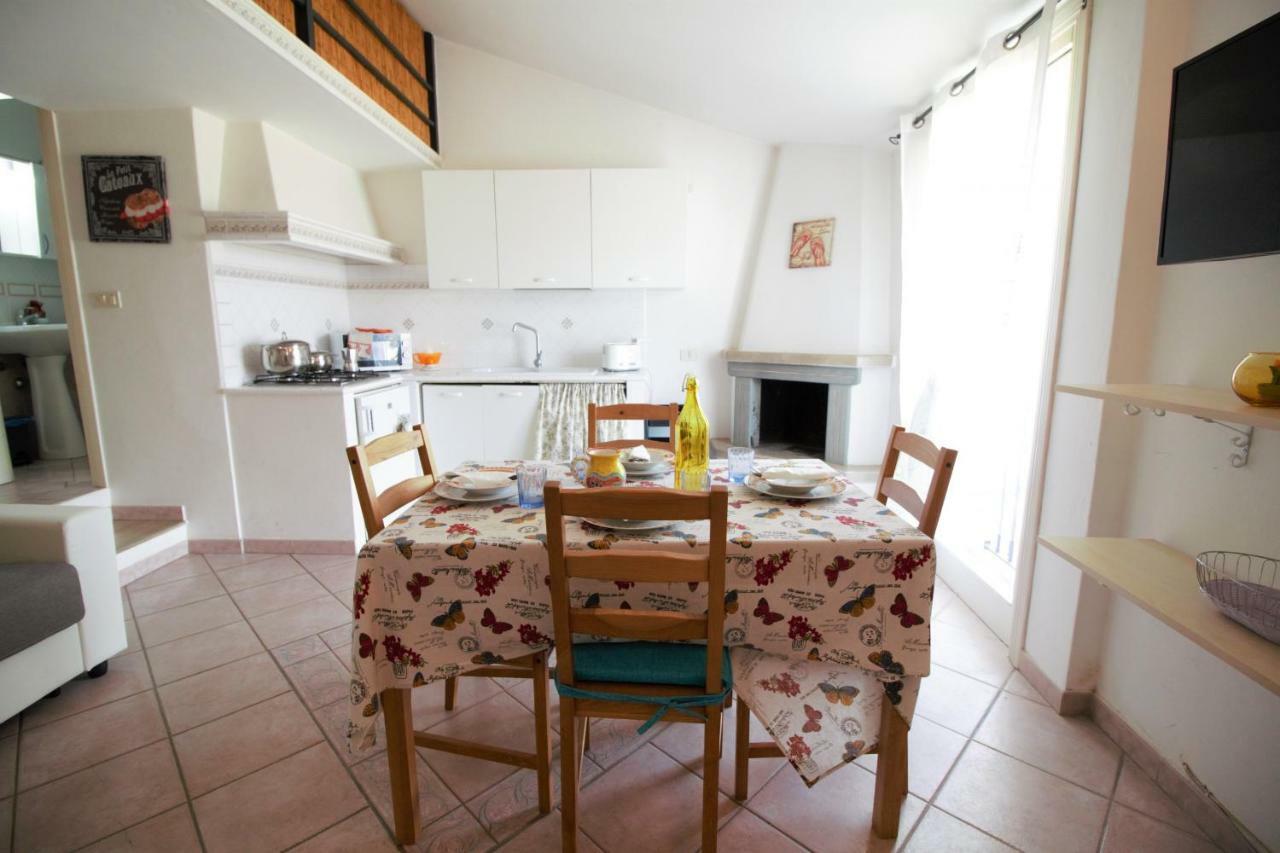 Holidaycasa Romano - Vacanza Nel Cuore Di Sperlonga Exterior photo